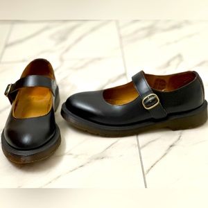 ✨SALE! Authentic Dr. Martens Indica classic Mary Jane single buckle Size 7